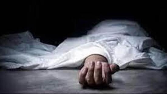 Two weeks after a 20-year-old student was mowed down by a pick-up truck in Toronto, his mortal remains were cremated in his home town Karnal (Representational Image/HT File) Two weeks after a 20-year-old student was mowed down by a pick-up truck in Toronto, his mortal remains were cremated in his home town Karnal (Representational Image/HT File)