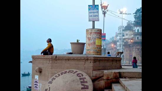 Two agencies—Praveg Communications India Limited and Lallooji & Sons (an Ahmedabad-based agency)—are given the contract for the tented city scheduled to come up on the banks of the Ganga opposite Assi Ghat. (HT file)