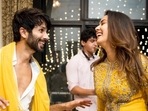 Shahid Kapoor posed on Mumbai streets as Mira Rajput turned photographer. Shahid Kapoor posed on Mumbai streets as Mira Rajput turned photographer.