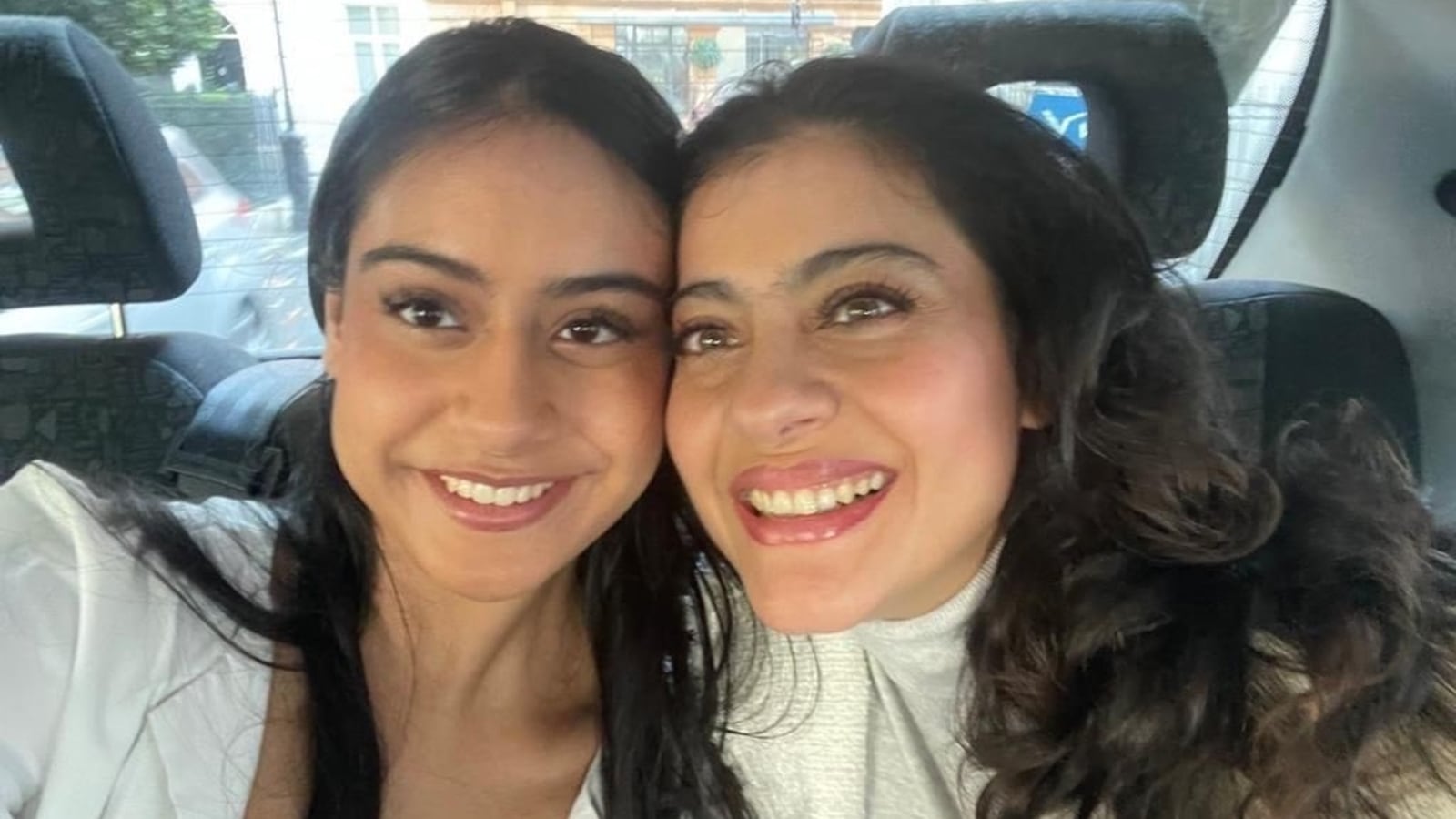 Kajol says daughter Nysa Devgan was stopped on Singapore bus for autograph