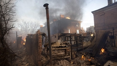 Smoke emanates from multiple buildings after shelling in the Donetsk region on December 4. Known as the epicenter of the Russia - Ukraine war, Donetsk reported damages to multiple residential apartments and administrative buildings. (Yevhen Titov / AFP) Smoke emanates from multiple buildings after shelling in the Donetsk region on December 4. Known as the epicenter of the Russia - Ukraine war, Donetsk reported damages to multiple residential apartments and administrative buildings. (Yevhen Titov / AFP)
