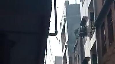 A video grab of the building collapsing on Monday morning. (Screenshot) A video grab of the building collapsing on Monday morning. (Screenshot)