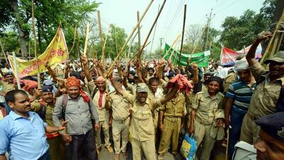 Home Guards stage a protest in Patna. (HT Archive)