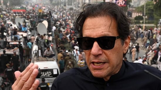 Imran Khan's party to hold campaign across Pakistan(AFP)