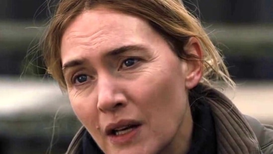 Kate Winslet said that these pressures put on female actors can be extremely negative.