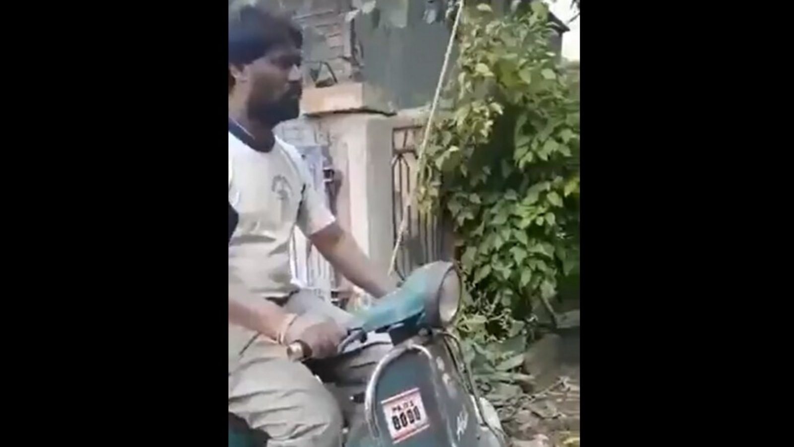 Anand Mahindra is impressed with this innovation of customised scooter ...