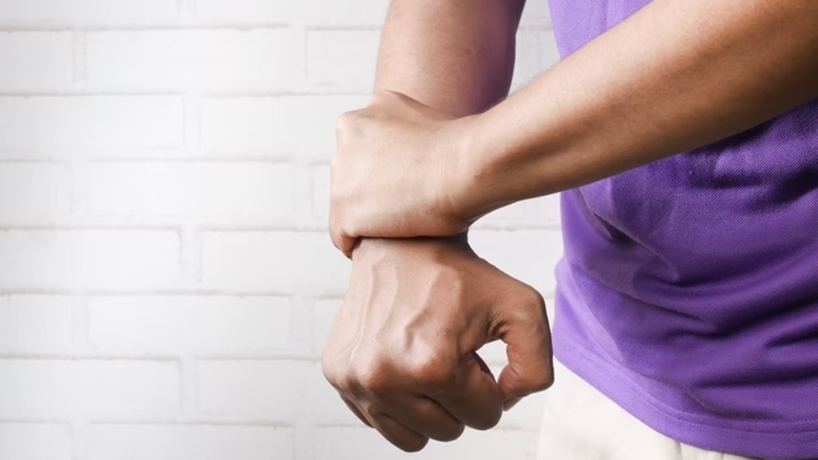 Common workplace fumes, dusts may heighten rheumatoid arthritis risk