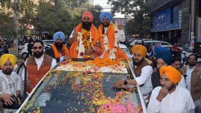 Newly-appointed LIT chairperson Tarsem Singh Bhinder celebrating with his supporters during a roadshow in Ludhiana (Gurpreet Singh/HT ) Newly-appointed LIT chairperson Tarsem Singh Bhinder celebrating with his supporters during a roadshow in Ludhiana (Gurpreet Singh/HT )