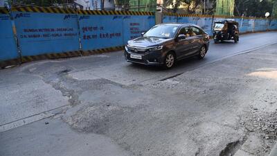 When HT went on-ground, it found several potholed speed breakers that were creating traffic jams because vehicles had to navigate through the potholes. (HT PHOTO) When HT went on-ground, it found several potholed speed breakers that were creating traffic jams because vehicles had to navigate through the potholes. (HT PHOTO)
