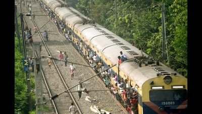 After the train passengers alerted authorities, RPF personnel reached the spot and commenced efforts to free her, said the officer