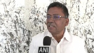 Former Congress MP Ugrappa defends Bhasmasur' statement against PM Modi. Former Congress MP Ugrappa defends Bhasmasur' statement against PM Modi.