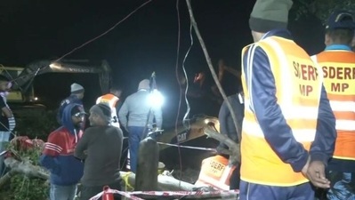 8-year-old boy falls in borewell in MP's Betul, rescue ops underway (Twitter)