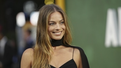 Margot Robbie poses for photographers upon arrival for the premiere of the film 'Amsterdam' in London, Wednesday, Sept. 21, 2022. (Photo by Scott Garfitt/Invision/AP) (Scott Garfitt/Invision/AP) Margot Robbie poses for photographers upon arrival for the premiere of the film 'Amsterdam' in London, Wednesday, Sept. 21, 2022. (Photo by Scott Garfitt/Invision/AP) (Scott Garfitt/Invision/AP)