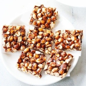 Til or gud ki chikki (pinterest)