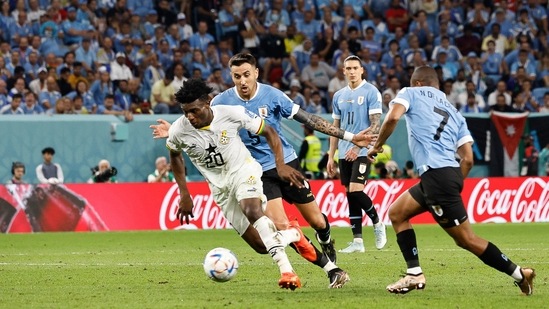 Ghana midfielder Mohammed Kudus in action against Uruguay at FIFA World Cup 2022(AFP)