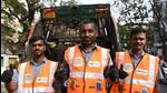 NMMC sanitation workers given new attractive colourful jackets with Swachch Survekshan 2023 mission messages of garbage segregation to create more awareness among residents, at Vashi, in Navi Mumbai, India, on Thursday, December 08, 2022. (Bachchan Kumar/HT PHOTO) NMMC sanitation workers given new attractive colourful jackets with Swachch Survekshan 2023 mission messages of garbage segregation to create more awareness among residents, at Vashi, in Navi Mumbai, India, on Thursday, December 08, 2022. (Bachchan Kumar/HT PHOTO)