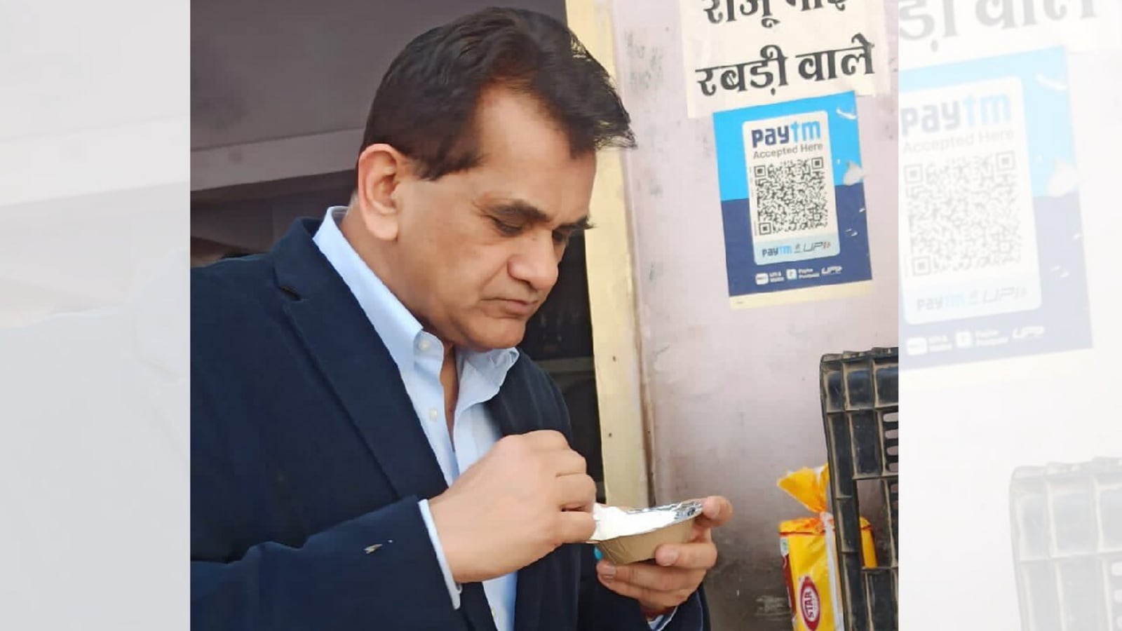 Amitabh Kant pays with Paytm at Udaipur during G20 Sherpas meet ...