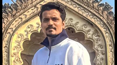 Actor Aasif Khan on her visit to Lucknow for the shoot of Single Salma. Actor Aasif Khan on her visit to Lucknow for the shoot of Single Salma.