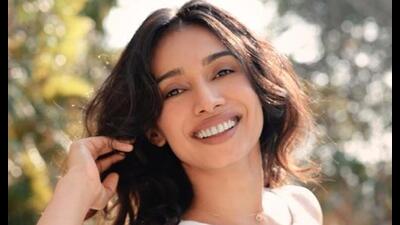 Aeshra Patel Aeshra Patel