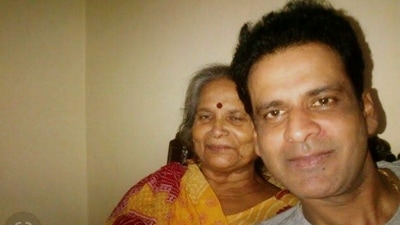 Manoj Bajpayee lost his mom Thursday morning. Manoj Bajpayee lost his mom Thursday morning.