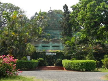 Today, the garden is known as the Acharya Jagadish Chandra Bose Indian Botanic Garden. (Biswarup Ganguly, CC BY 3.0, via Wikimedia Commons)