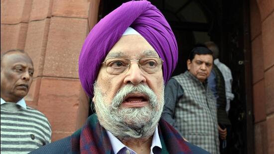 Union minister for petroleum and natural gas Hardeep Singh Puri said it was incorrect to say that LPG cylinder consumption (ANI) Union minister for petroleum and natural gas Hardeep Singh Puri said it was incorrect to say that LPG cylinder consumption (ANI)