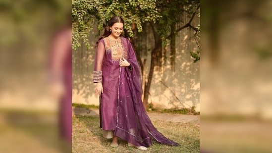 Dia Mirza shared a series of snaps on her Instagram handle and expressed her love for handloom and heirloom products.(Instagram/@diamirzaofficial)