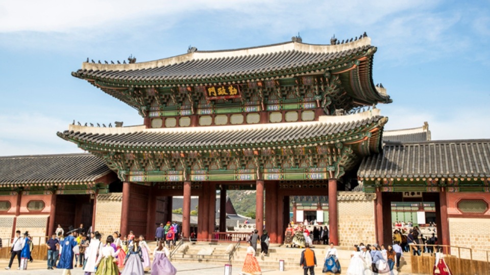 Gyeongbok Palace in Seoul. (visit.korea) Gyeongbok Palace in Seoul. (visit.korea)