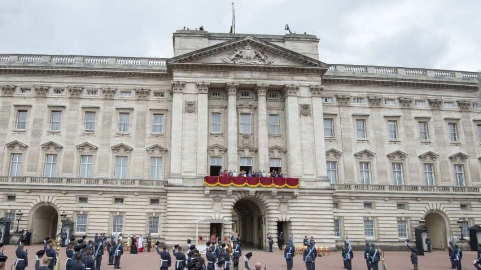 बकिंघम पैलेस, लंदन (www.royal.uk) बकिंघम पैलेस, लंदन (www.royal.uk)