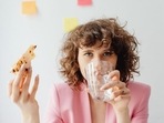 What is the correct way to drink water? Expert shares tips(Pexels) What is the correct way to drink water? Expert shares tips(Pexels)