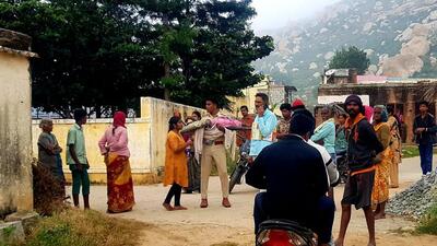 Police arrested a woman for allegedly setting ablaze her two daughters over a family dispute atop Anjanadri hill (HT Photo)
