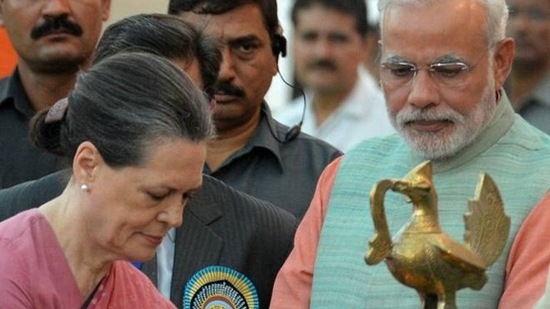 On Sonia Gandhi's birthday, PM Modi prayed for her long and healthy life. 