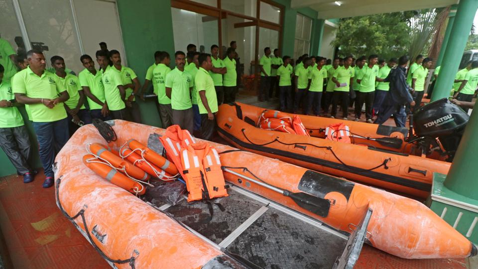 Preparations are being made by Tamil Nadu Disaster Relief Force & Greater Chennai Police Rescue Team for the rescue operations in view of the Cyclone Mandous (ANI) Preparations are being made by Tamil Nadu Disaster Relief Force & Greater Chennai Police Rescue Team for the rescue operations in view of the Cyclone Mandous (ANI)