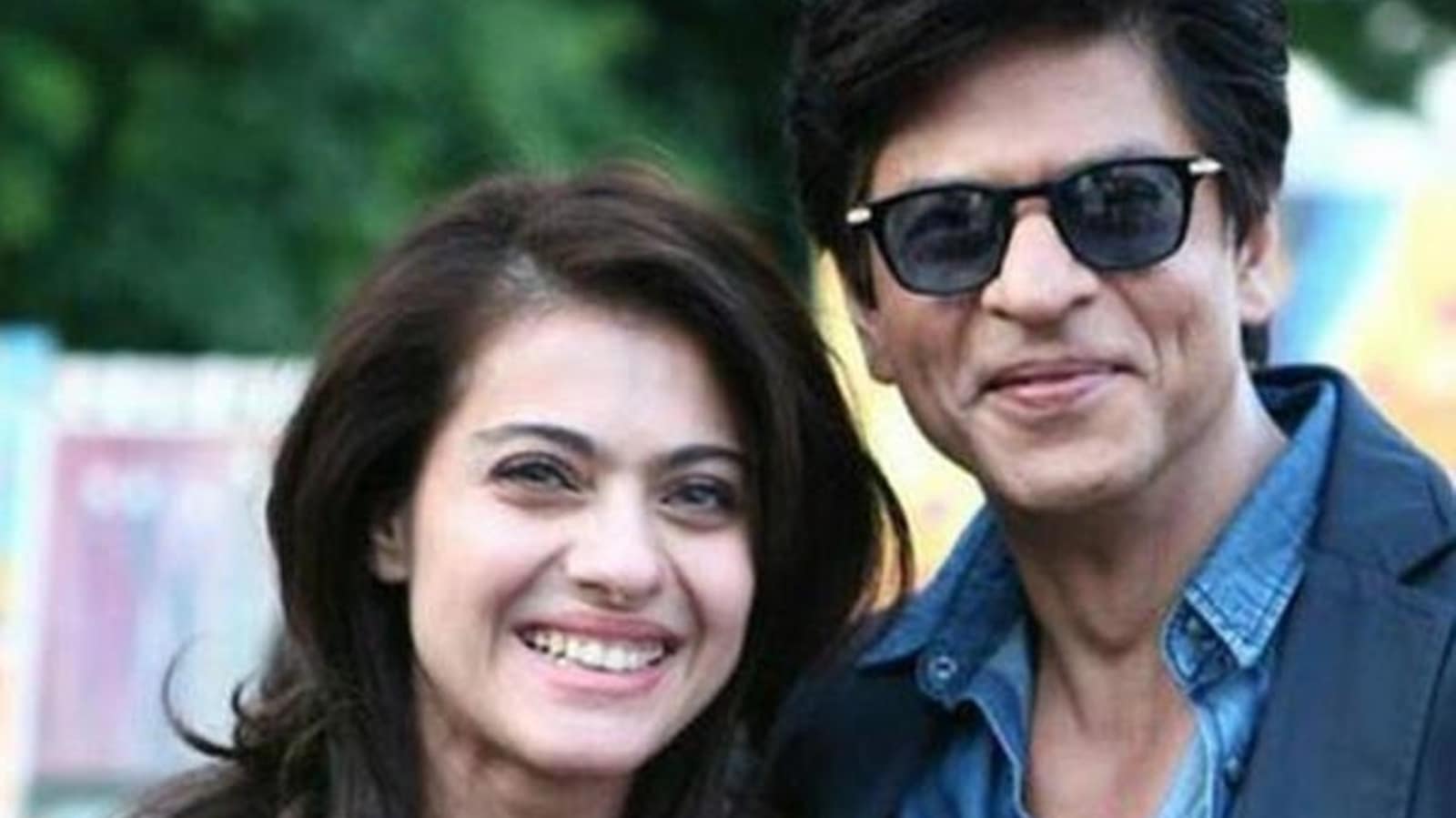 Kajol reacts to question about SRK being 'stuck' romancing '20-year-olds' |  Bollywood - Hindustan Times