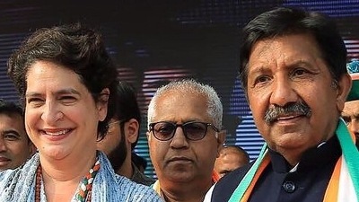 Congress general secretary Priyanka Gandhi Vadra and Mukesh Agnihotri in Haroli. (ANI Photo) Congress general secretary Priyanka Gandhi Vadra and Mukesh Agnihotri in Haroli. (ANI Photo)