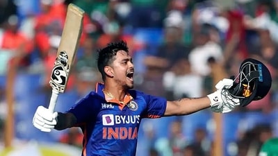 By the end of the 10th over, Kishan was on 33 from 40 balls. In the next 91 balls, he scored 177. (Ishan Kishan Twitter)