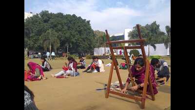 During the event, Punjab Pollution Control Board, released a jute bag with a message discouraging the use of polythene bags and instead using the bag made of jute or cloth. (HT photo) During the event, Punjab Pollution Control Board, released a jute bag with a message discouraging the use of polythene bags and instead using the bag made of jute or cloth. (HT photo)