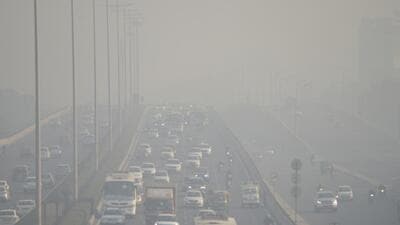 Vehicles ply on the Delhi-Gurugram Expressway amid low visibility due to smog on Saturday. (ANI) Vehicles ply on the Delhi-Gurugram Expressway amid low visibility due to smog on Saturday. (ANI)