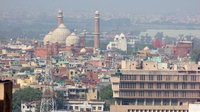 New Delhi was a sleepy, mofussil city camouflaged in imperial robes. (Shivam Saxena/HT Photo) New Delhi was a sleepy, mofussil city camouflaged in imperial robes. (Shivam Saxena/HT Photo)