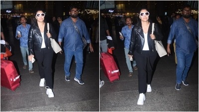 Kajol flies back to the city in dapper look, serves fresh airport fashion inspo (HT Photos/Varinder Chawla) Kajol flies back to the city in dapper look, serves fresh airport fashion inspo (HT Photos/Varinder Chawla)