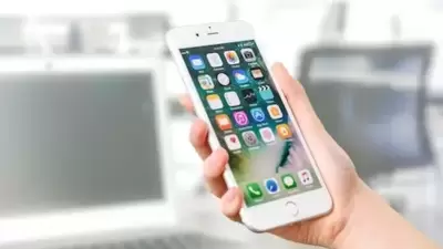 Best mobile screen guards for iPhone 13 (https://www.pexels.com)