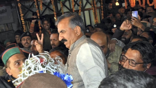 Shimla: Congress MLA Sukhvinder Singh Sukhu arrives at party office to attend legislators meeting, in Shimla, Friday, (PTI Photo)