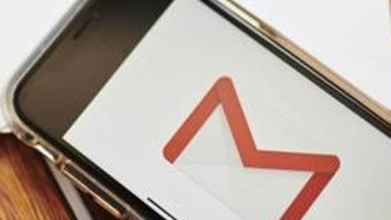 Gmail logo (Bloomberg) Gmail logo (Bloomberg)