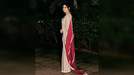 Kajol's friend Gauri Khan dropped a comment on her post and wrote, "Stunning as always!❤️."(Instagram/@salaamvenky)