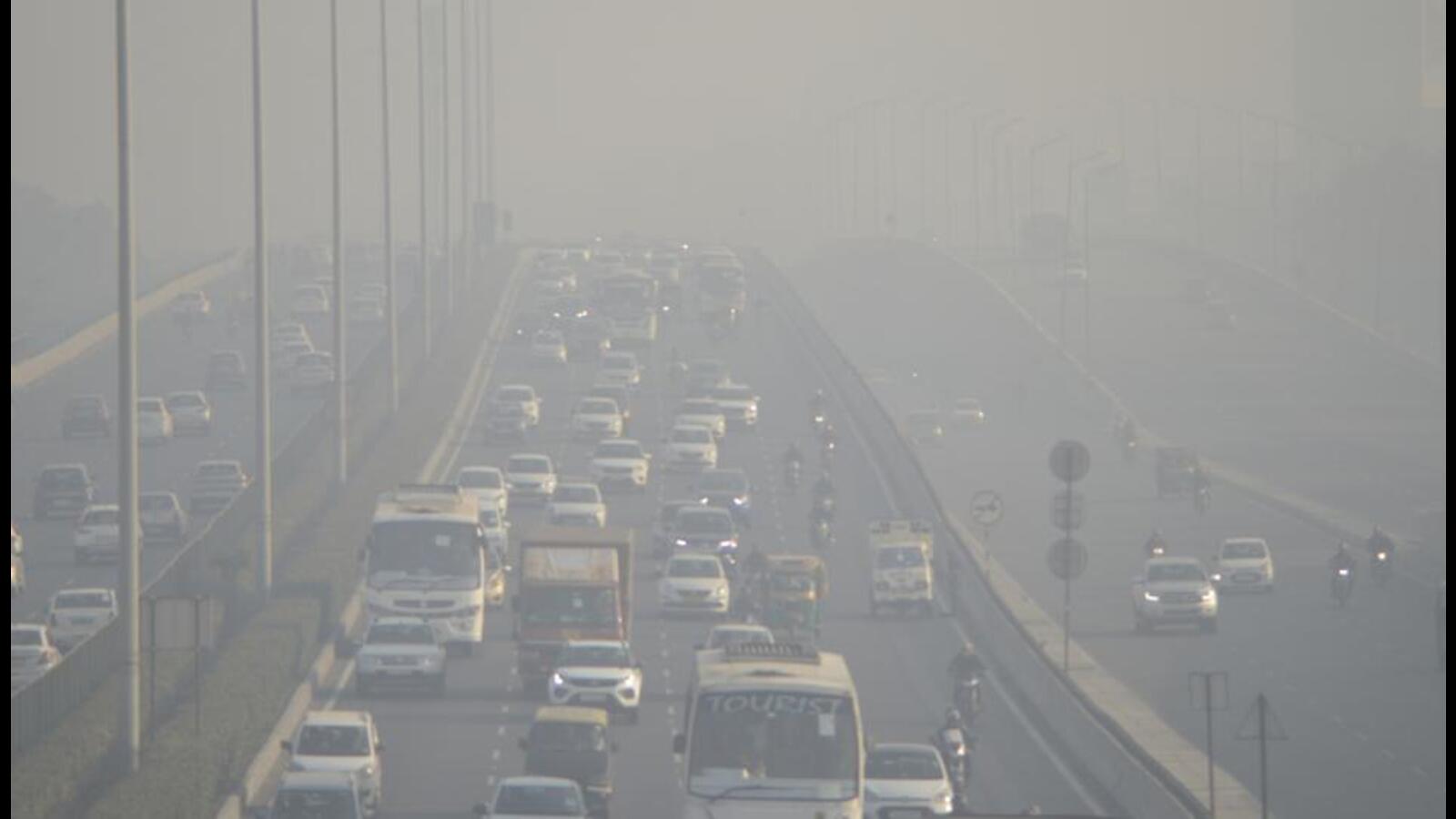 Over 2,000 vehicles fined in 4 days for violating pollution curbs ...