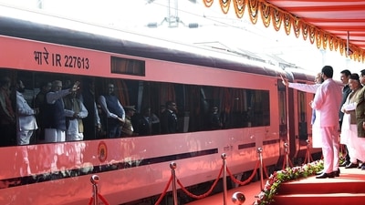 Prime Minister Narendra Modi inaugurated Phase I of the Nagpur Metro rail and flagged off the sixth Vande Bharat Express train connecting Nagpur to Bilaspur on Sunday. (ANI/PIB) Prime Minister Narendra Modi inaugurated Phase I of the Nagpur Metro rail and flagged off the sixth Vande Bharat Express train connecting Nagpur to Bilaspur on Sunday. (ANI/PIB)