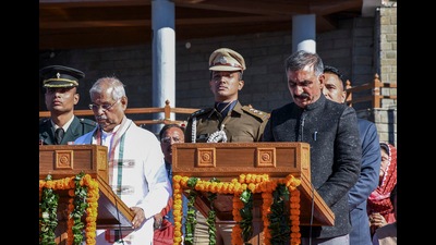 Himachal Pradesh Governor Rajendra Vishwanath Arlekar, left, administers oath to chief minister Sukhvinder Singh Sukhu, in Shimla, December11, 2022 (AP) Himachal Pradesh Governor Rajendra Vishwanath Arlekar, left, administers oath to chief minister Sukhvinder Singh Sukhu, in Shimla, December11, 2022 (AP)
