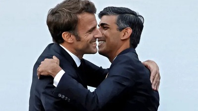 The banter between UK Prime Minister Rishi Sunak and French President Emmanuel Macron was followed by a tense quarter-final match. (AFP) The banter between UK Prime Minister Rishi Sunak and French President Emmanuel Macron was followed by a tense quarter-final match. (AFP)