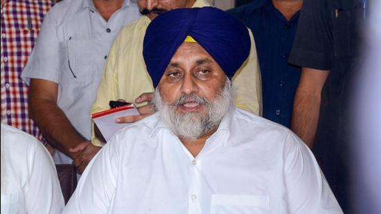 The Punjab Police special investigation team (SIT) probing the post-sacrilege police firing incident at Kotkapura in 2015 has summoned former deputy chief minister and Shiromani Akali Dal (SAD) president Sukhbir Singh Badal to appear on Monday for questioning. (PTI File Photo)