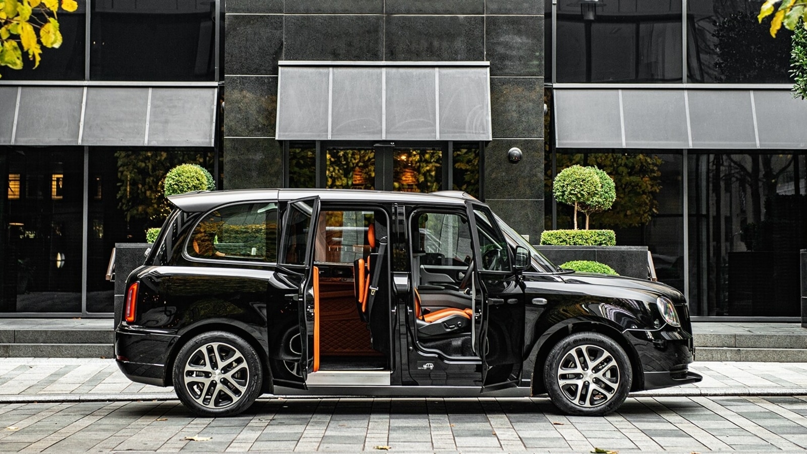 Project Kahn unveils world's ‘most luxurious’ taxi. Check features, price